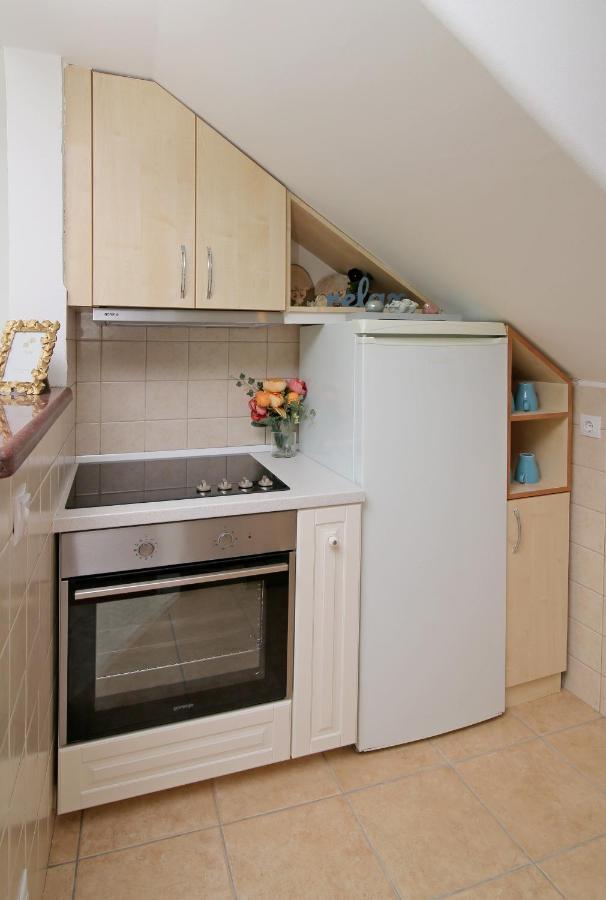 Lana Apartman
