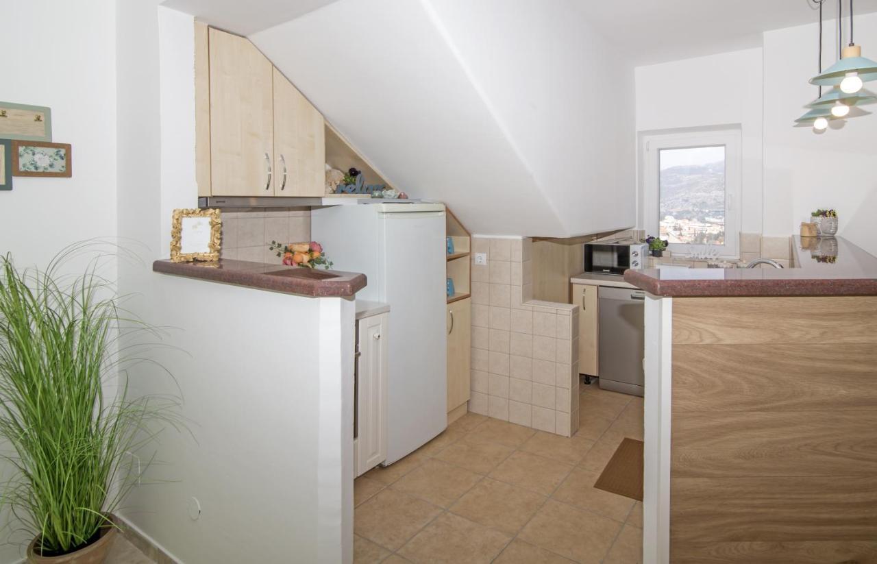 Lana Apartman *